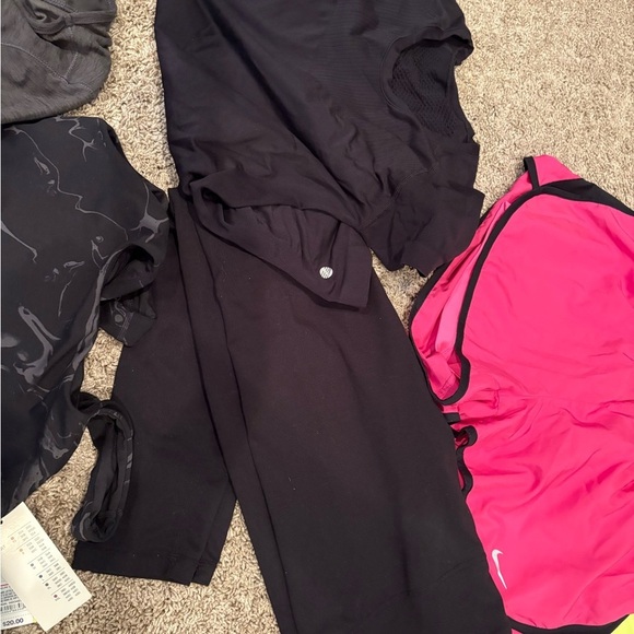 3/$15 Lot Activewear Women - Picture 4 of 12